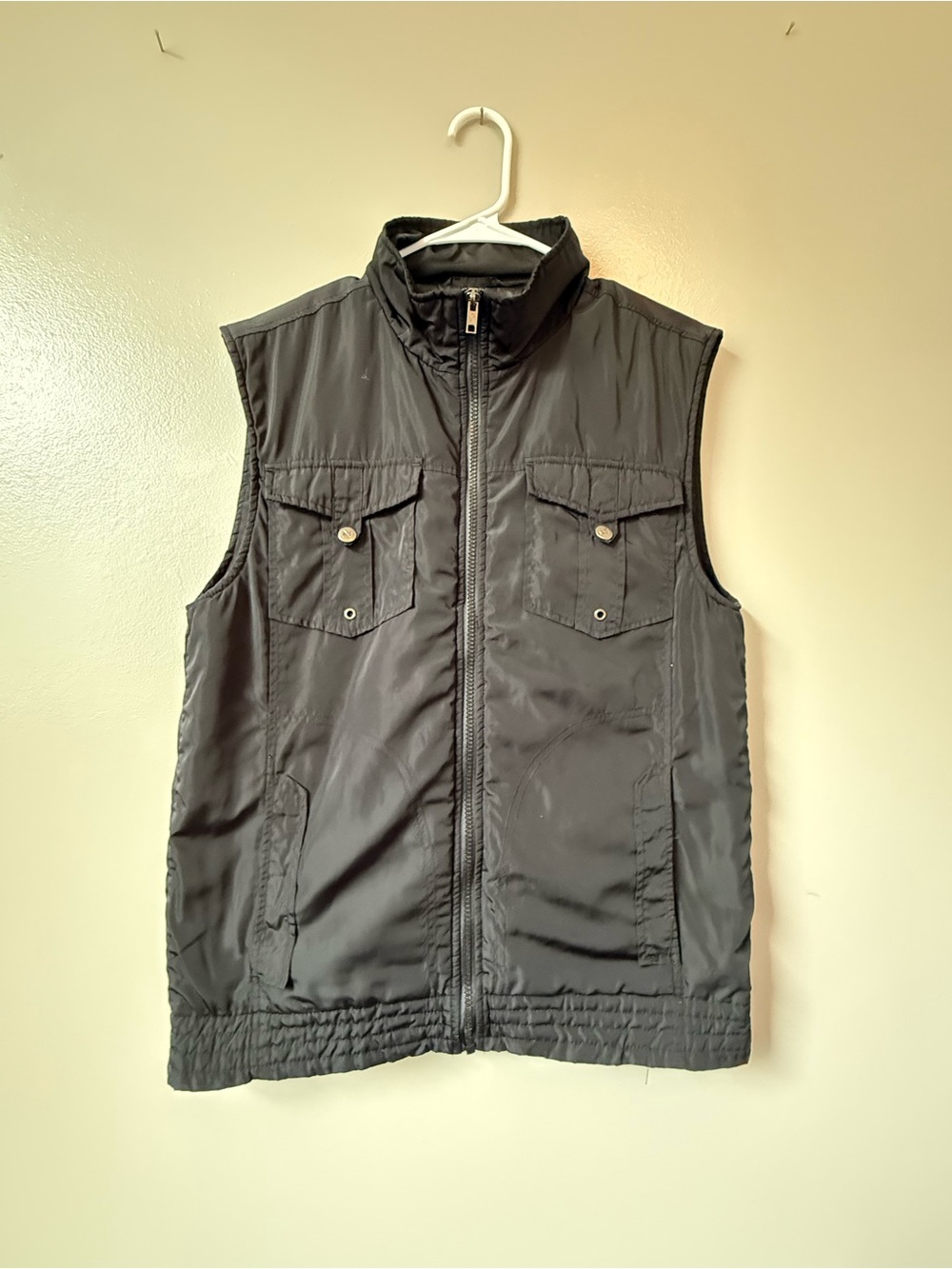 Helix Black Sleeveless Zip-Up Utility Vest